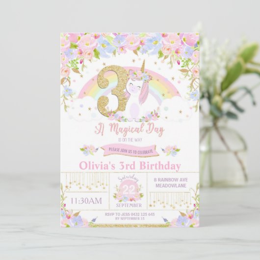 Unicorn 3rd Birthday Invitation Floral Rainbow Kaart (Staand voorkant)