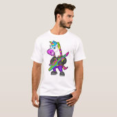 Unicorn als muzikant met gitaar t-shirt (Voorkant volledig)