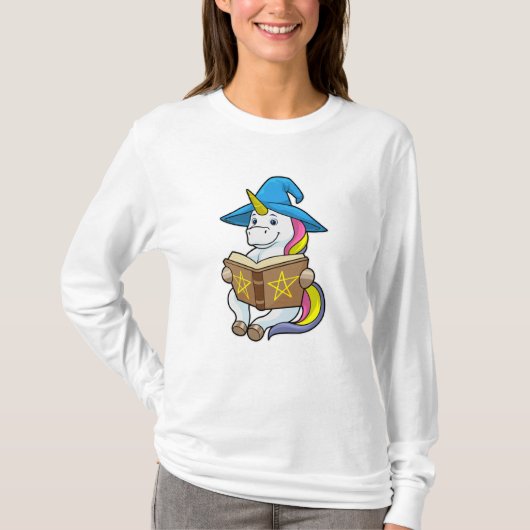 Unicorn als wizard met Boek en Pet T-shirt (Voorkant)