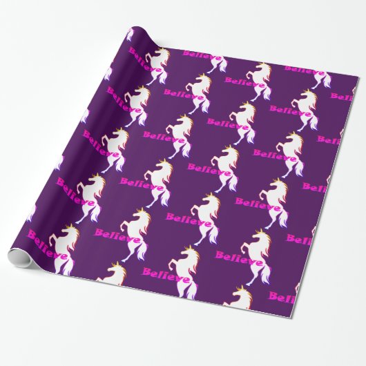 Unicorn Believe design - Glanzend omslagpapier, 30 Cadeaupapier (Uitgerold)