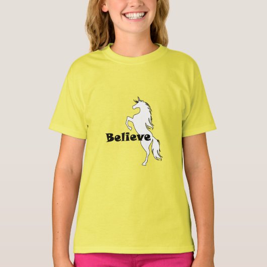 Unicorn Believe Design - Meisjes' Basic T-Shirt (Voorkant)