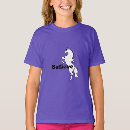 Unicorn Believe Design - Meisjes' Basic T-Shirt (Voorkant)