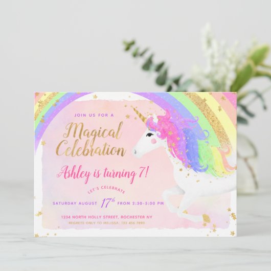 Unicorn Birthday Uitnodiging | Roze goudregenboog (Staand voorkant)