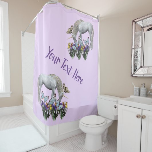 Unicorn en Butterflies Fantasy Personalized Douchegordijn (In situ)