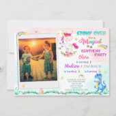 Unicorn en Dinosaur verjaardagsuitnodiging voor dr Kaart (Voorkant)