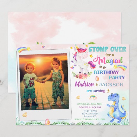 Unicorn en Dinosaur verjaardagsuitnodiging voor tw Kaart (Voorkant / Achterkant)