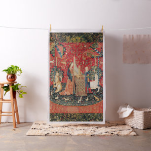 UNICORN EN LADY PLAYING ORGAN Red Green Floral Stof
