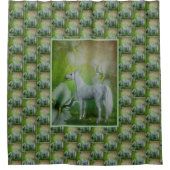 Unicorn en Lily Flowers Douchegordijn (Voorkant)