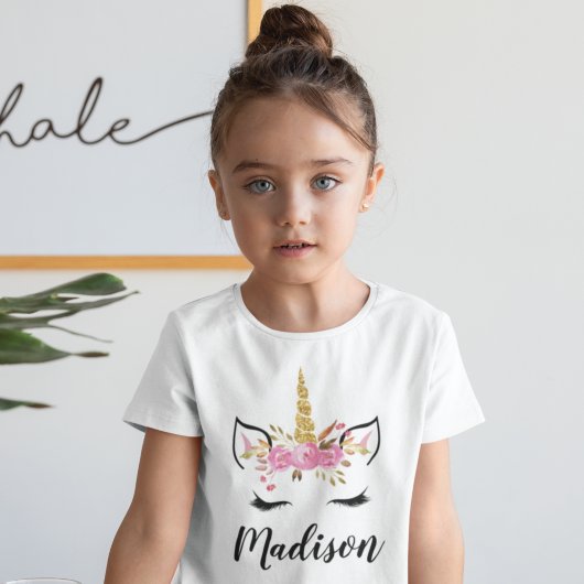 Unicorn-gezicht met Eyelashes persoonlijke naam T-shirt