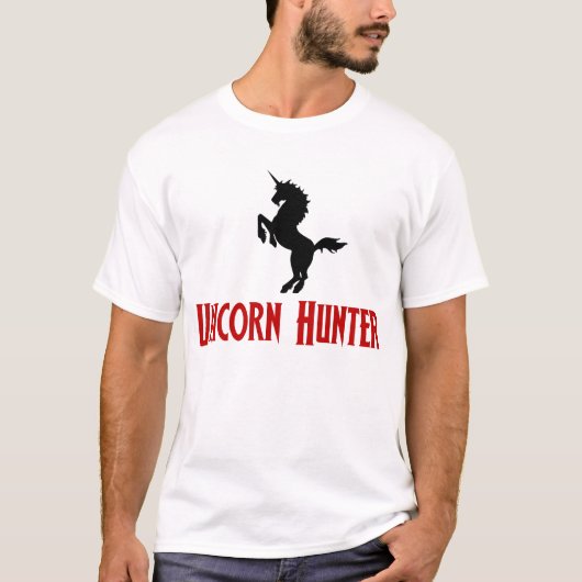 Unicorn Hunter (zwart en rood) T-shirt (Voorkant)