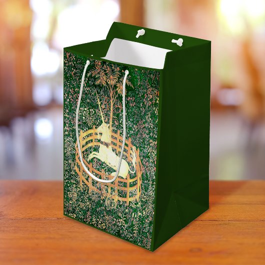 Unicorn in gevangenschap medium cadeauzakje