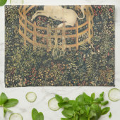 Unicorn in gevangenschap theedoek (Gevouwen)