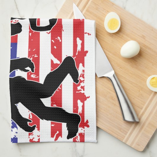 Unicorn, Jackalope, Bigfoot and the American Flag Theedoek (Quarter Fold)