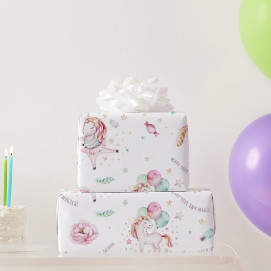 Unicorn Magic Pink Floral Birthday Party Cadeaupapier (Feestgeschenken)