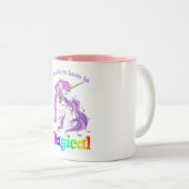 Unicorn mam A Mothers Love is Magical Tweekleurige Koffiemok (Voorkant rechts)