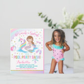 Unicorn & Mermaid Pool Party Birthday Uitnodiging (Staand voorkant)