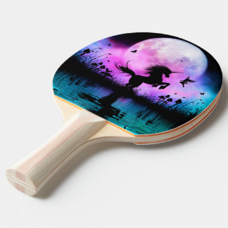 Unicorn met een beetje fee tafeltennisbatje