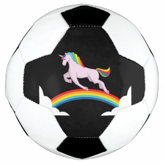 Unicorn met regenboog voetbal