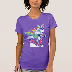 Unicorn op een scooter t-shirt