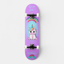 Unicorn op skateboard met persoonlijke onderschrif