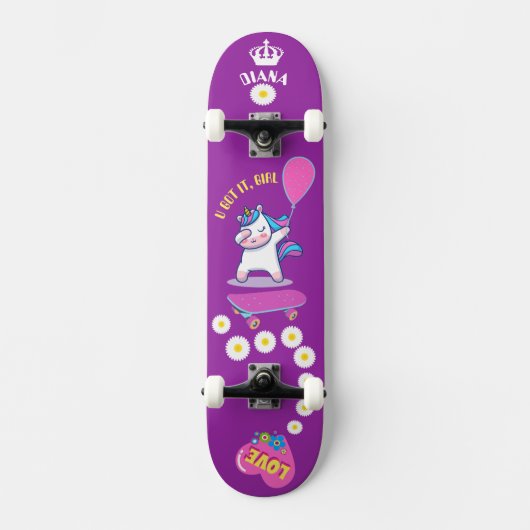 Unicorn op skateboard met persoonlijke onderschrif (Voorkant)