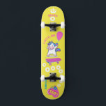 Unicorn op skateboard met persoonlijke onderschrif<br><div class="desc">Unicorn Personalized Skateboard voor kinderen. KLIK OP DE OPTIE VAN DE SJABLOON PERSONALISEREN EN GA DE NAAM IN. U kunt andere titels ook aanpassen. Rol skateboard ontworpen met levendige kleuren en voor de achtergrond en een funky eenhoorn die op een skateboard staat. Dit Skateboard maakt een geweldig cadeauidee voor een...</div>