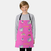 Unicorn patroon op roze schort (Gedragen)