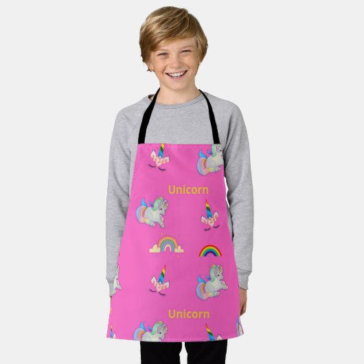 Unicorn patroon op roze schort (Gedragen)