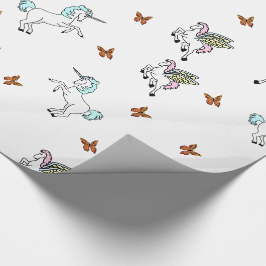 Unicorn Pegasus and Butterflies Wrapping Paper Cadeaupapier (Hoek)