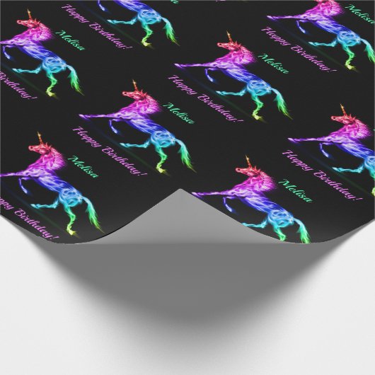 Unicorn personaliseer de naam Happy Birthday Gift Cadeaupapier (Hoek)