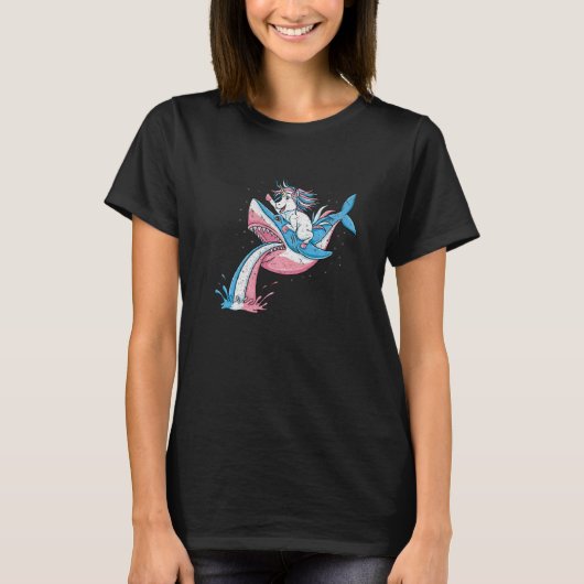 Unicorn Riding Trans Pride Shark Transgender Vinta T-shirt (Voorkant)