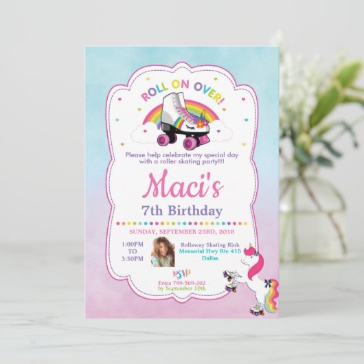 Unicorn Roller Skating Birthday Party Invitation Kaart (Staand voorkant)