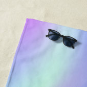 Unicorn roze paarse monogram holografisch strandlaken (In situ)