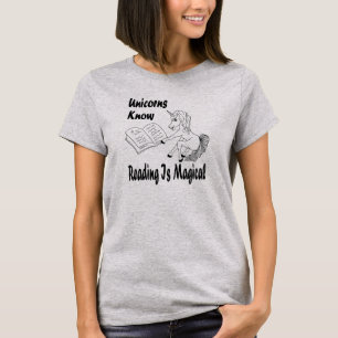Unicorns weten dat het lezen Magisch is - Basis T- T-shirt