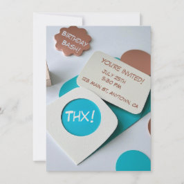 Uniek en onderscheidend verjaardagsuitnodigingsont kaart