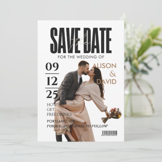 Uniek tijdschrift 2 foto Save the Date Bruiloft Kaart (Staand voorkant)