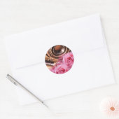 Unieke camera met roze rozen ronde sticker (Envelop)