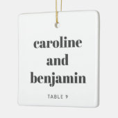 Unieke Custom Place Card Winter Christmas Wedding Keramisch Ornament (Links)