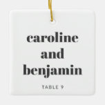 Unieke Custom Place Card Winter Christmas Wedding Keramisch Ornament<br><div class="desc">Maak uw winterbruiloft extra speciaal met dit unieke keramische ornament, dat ook als gepersonaliseerde plaatskaart voor uw gasten kan worden gebruikt. Met hun naam in elegante typografie, dient het als een doordachte escortkaart en een aandenken dat ze kunnen koesteren. Perfect voor een kerstbruiloft, dit feestelijke ontwerp voegt een charmante touch...</div>