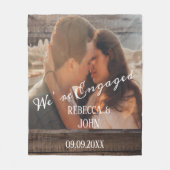 Unieke Foto Rustic We zijn Engaged Couple Fleece Deken (Voorkant)