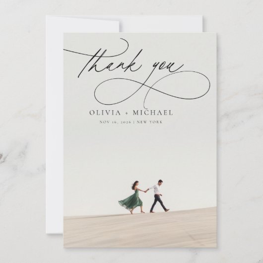 Unieke minimalistische script foto bruiloft bedankkaart (Voorkant)