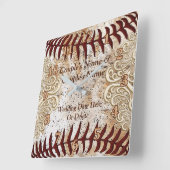 Unieke paar gepersonaliseerde honkbal huwelijkscad vierkante klok (Hoek)