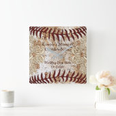 Unieke paar gepersonaliseerde honkbal huwelijkscad vierkante klok (Huis)