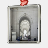 Uniestation Metalen Ornament (Links)