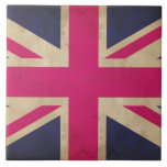 Union Jack Flag Tile/Trivet Tegeltje<br><div class="desc">Een grafische illustratie van een oude vlag van de Unie in fel roze, blauw en crème als alternatief voor de traditionele rode, witte en blauwe vlag</div>