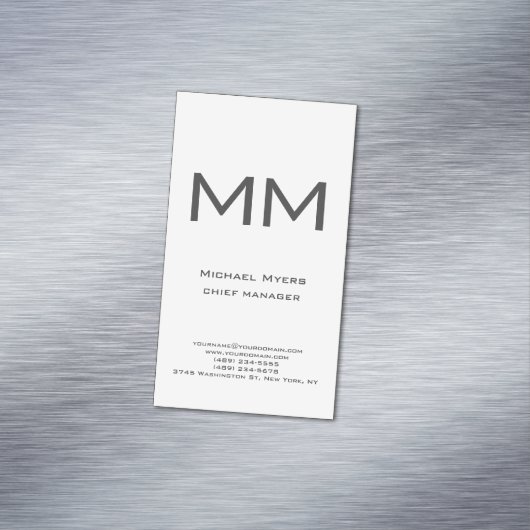 Unique plain simple black & white monogram magnetisch visitekaartje (Voorbeeld)