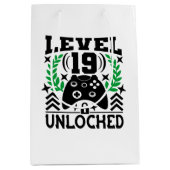 Unisex kinder gamer Verjaardag leeftijd negentien Medium Cadeauzakje (Voorkant)