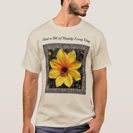 Unisex T-shirt met vrolijke gele dahlia