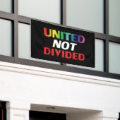 United Not Divided - Red, white, blue, black lgbtq Spandoek (Buitenkant Gebouw)
