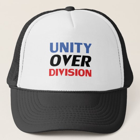 "Unity over Division" blauw rood zwart wit Trucker Pet (Voorkant)